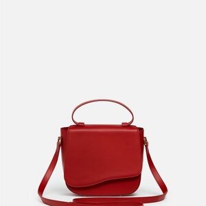 MILAN CROSSBODY LEATHER BAG IN SCARLET RED